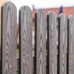 WPC kerítés elem barna fa mintázat 1800mm