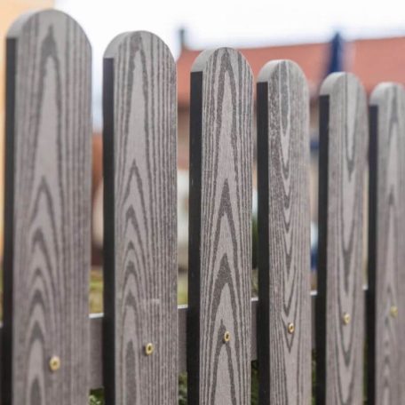 WPC kerítés elem barna fa mintázat 1800mm